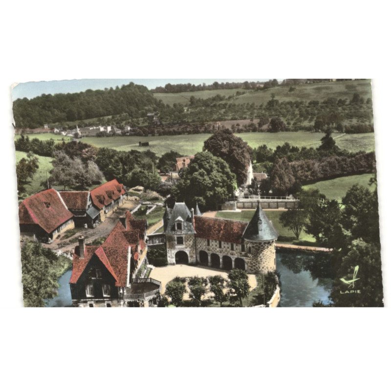 SAINT-GERMAIN-du-LIVET: le château XVe et XVIe siècle vue aérienne 10X15 - très bon état