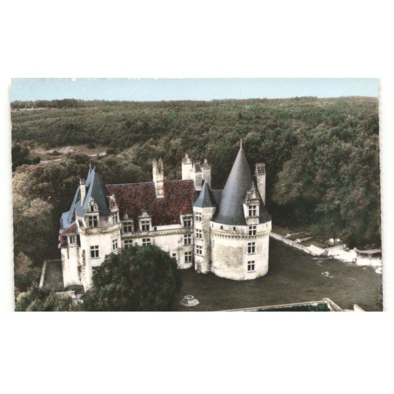 VILLARS: château de puyguilhem vue aérienne 10x15 - très bon état