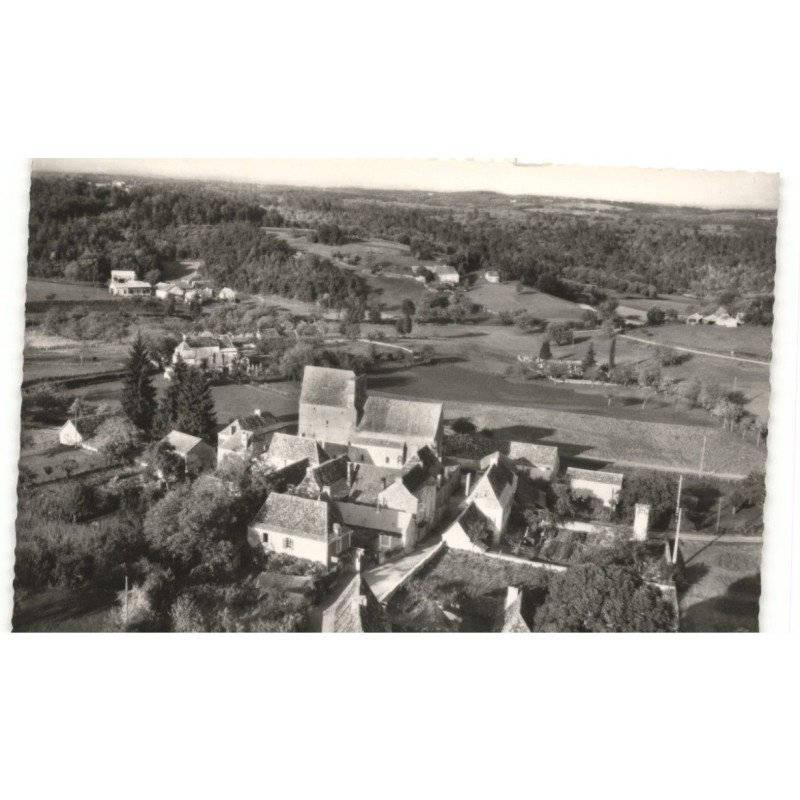 MAUZENS-et-MIREMONT: bourg vue aérienne 10x15 - très bon état