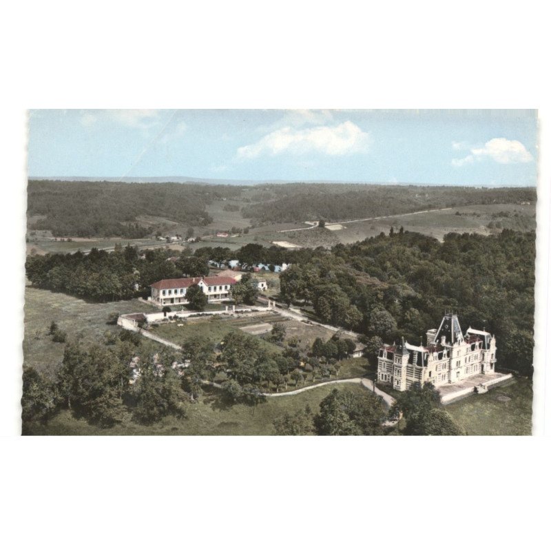 MANZAC-sur-VERN: château de leyzarnie, colonie de vacances E.D.F. vue aérienne 10x15 - état
