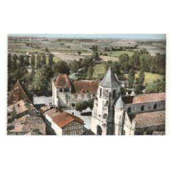 ISSIGEAC: l'église XIVe château XVIIe élevé par famille des Salignac vue aérienne 10x15 - très bon état