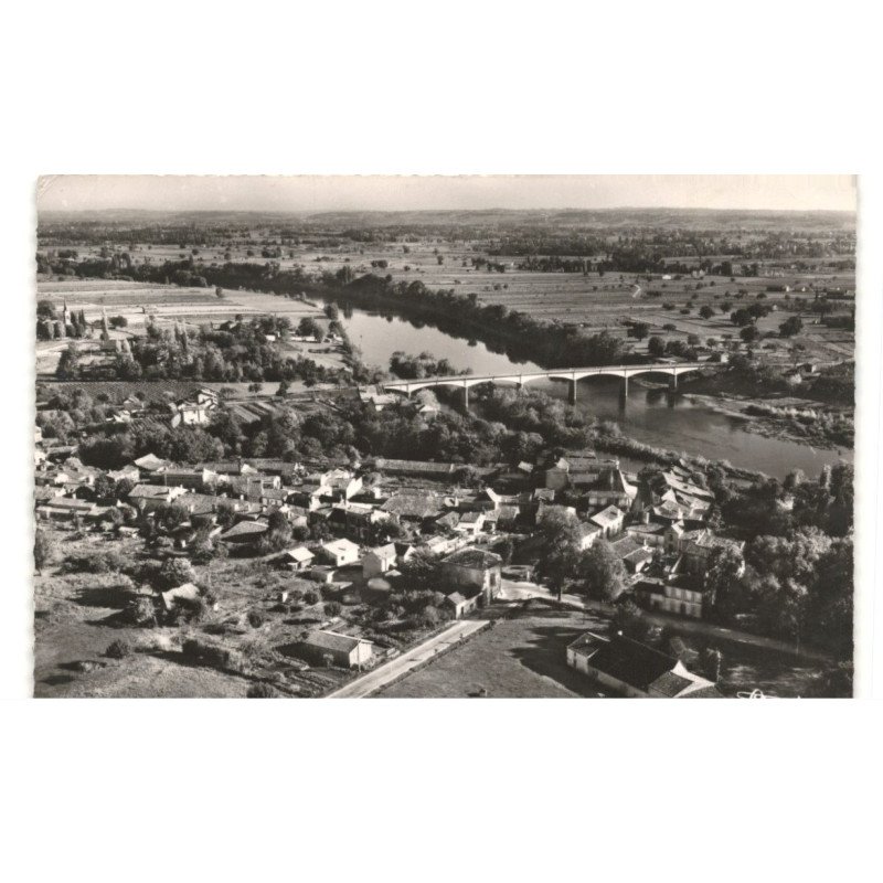 LE FLEIX: vue générale vue aérienne 10x15 - très bon état