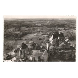 BIRON: château, la chapelle XVIe siècle la cour d'entrée vue aérienne 10x15 - très bon état