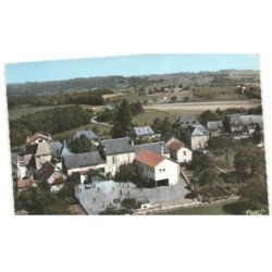 BEAUREGARD-de-TERRASSON: le groupe scolaire vue aérienne 10x15 - très bon état