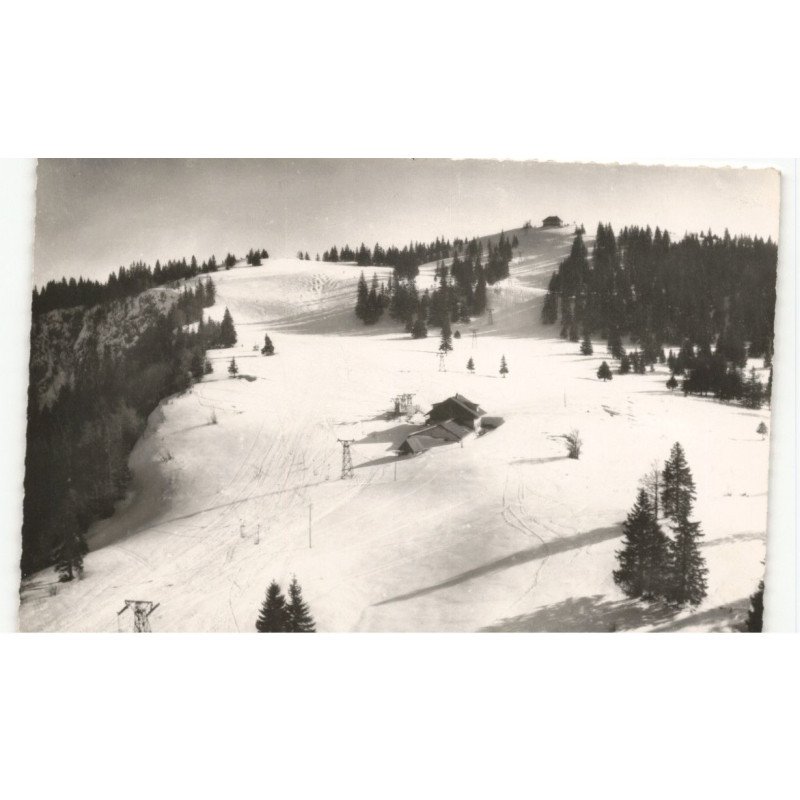 LE MONT-D'OR: le chalet-refuge du morond et le crêt de l'eran vue aérienne 10x15 - très bon état