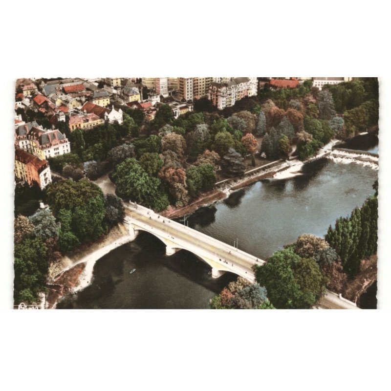 BESANCON: le pont saint-pierre et les nouveau quartiers vue aérienne 10x15 - très bon état