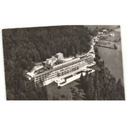 VILLERS-le-LAC: le sanatorium des genevriers vue aérienne 10x15 - très bon état