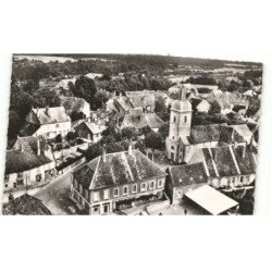 SAINT-VIT: l'église vue aérienne 10x15 - très bon état