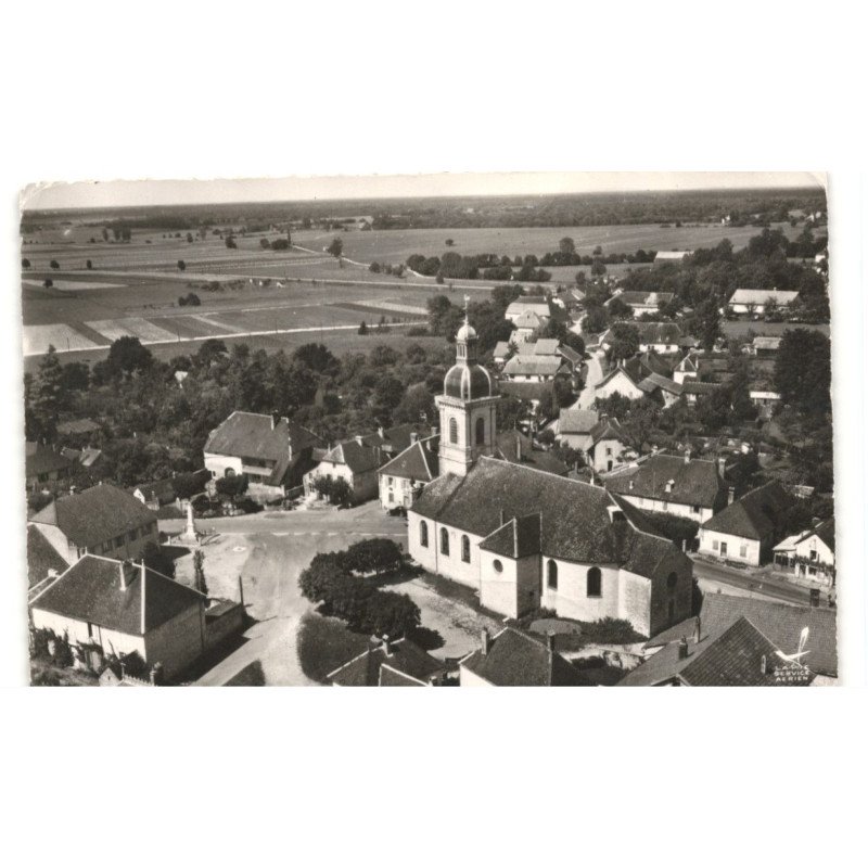 ARC-et-SENANS: la place de l'église vue aérienne 10x15 - état