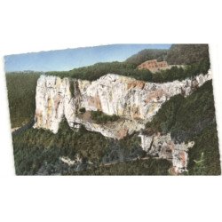 MOUTHIER: le rocher de la baume vue aérienne 10x15 - très bon état