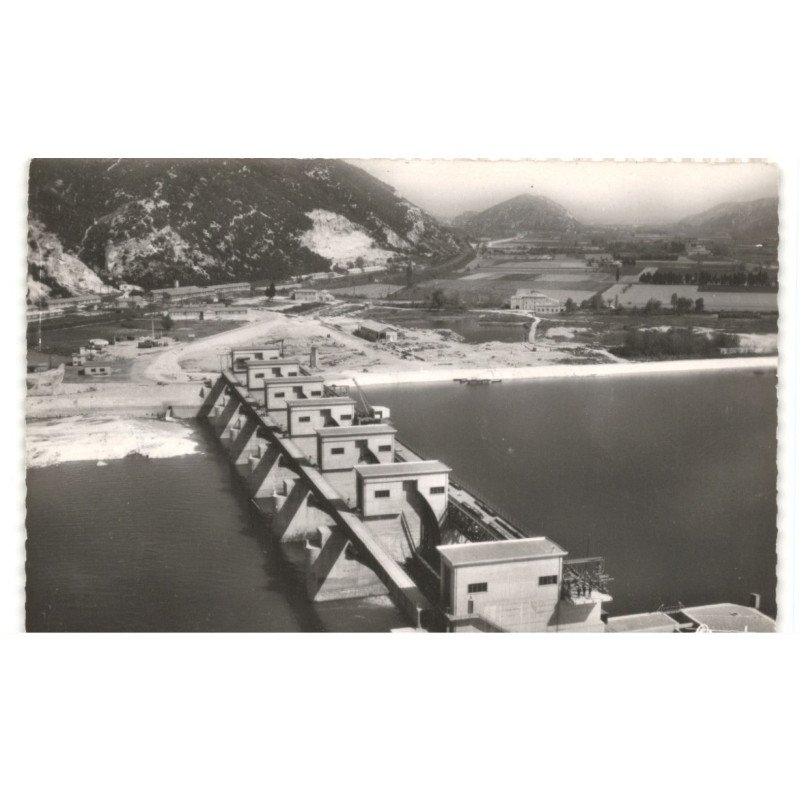 DONZERE-MONDRAGON: aménagement du rhône sur le barrage de retenue vue aérienne 10x15 - très bon état