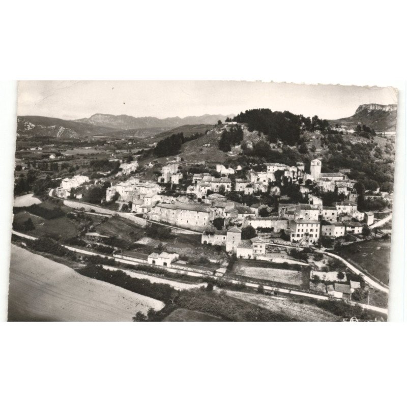LA BEGUDE-de-MAZENC: vue générale sur le vieux village vue aérienne 10x15 - très bon état