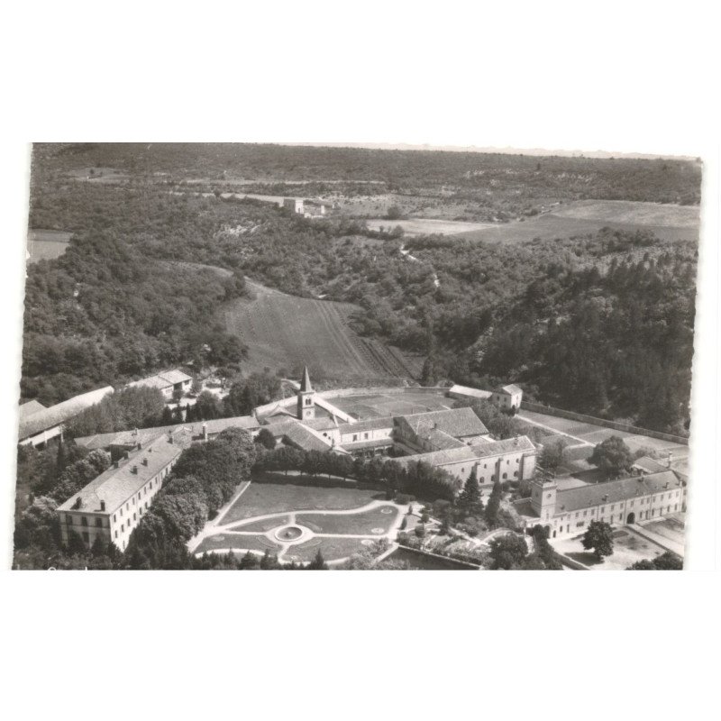 NOTRE-DAME D'AIGUEBELLE: l'abbaye cistercienne vue aérienne 10x15 - très bon état