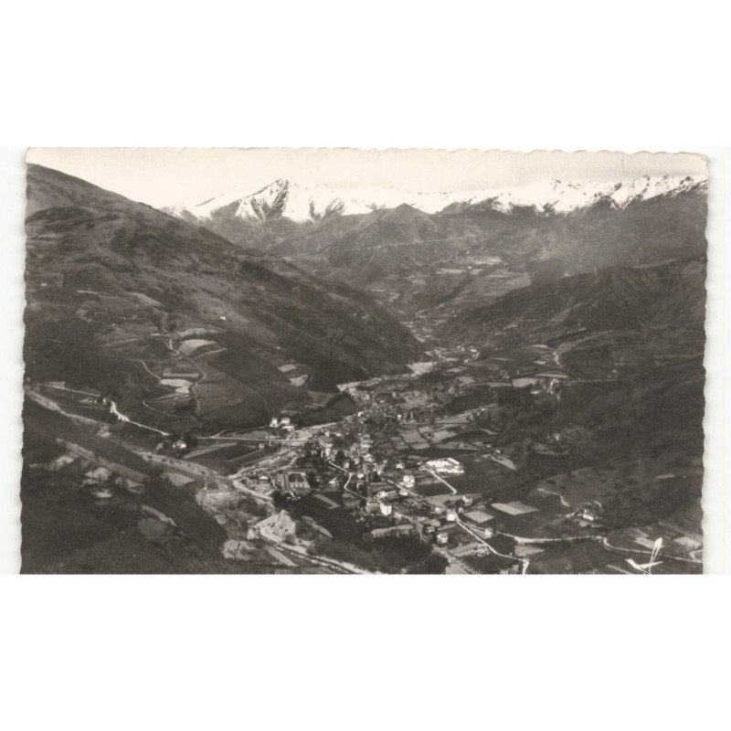 PRATS-de-MOLLO-LA-PRESTE: vue générale, le pic de costabonne vue aérienne 10X15 - très bon état
