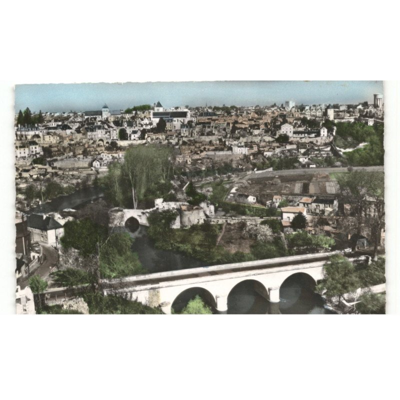 THOUARS: vue sur thouars, du pont de saint-jean vue aérienne 10X15 - très bon état