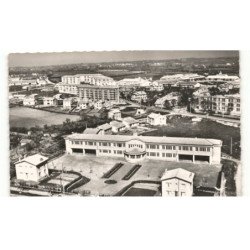 SAINT-MAIXENT: le groupe scolaire et quartier coiffé vue aérienne 10X15 - très bon état