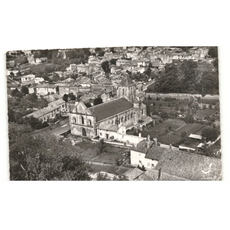MELLE: église saint-hilaire vue aérienne 10X15 - très bon état