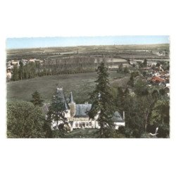 CHEF-BOUTONNE: le château vue aérienne 10X15 - très bon état