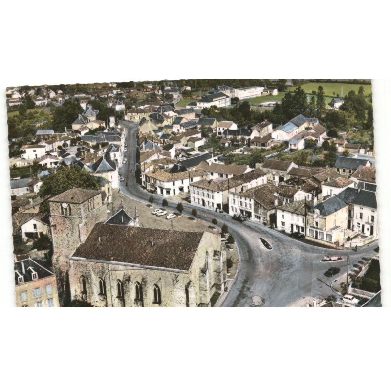 MONCOUTANT: le centre de la ville vue aérienne 10X15 - très bon état
