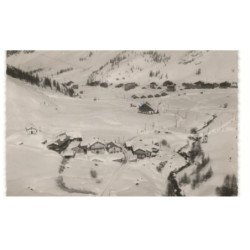 VAL-D'ISERE: sports d'hiver, vue générale, au centre "le chamois d'or" vue aérienne 10X15 - très bon état