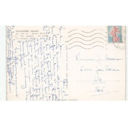 VAL-D'ISERE: sports d'hiver, vue générale, au centre "le chamois d'or" vue aérienne 10X15 - très bon état