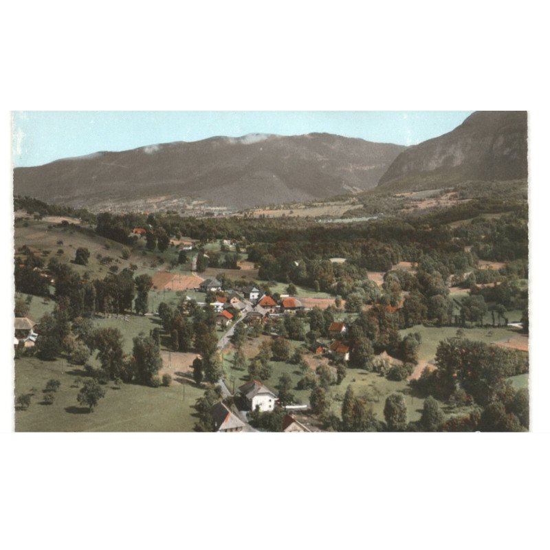 SAINT-OURS: vue générale, au fond, le semnoz vue aérienne 10X15 - très bon état