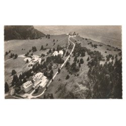 LE MONT-REVARD: hôtel P.L.M. brasserie et gare du téléphérique gare d'arrivée vue aérienne 10X15 - très bon état