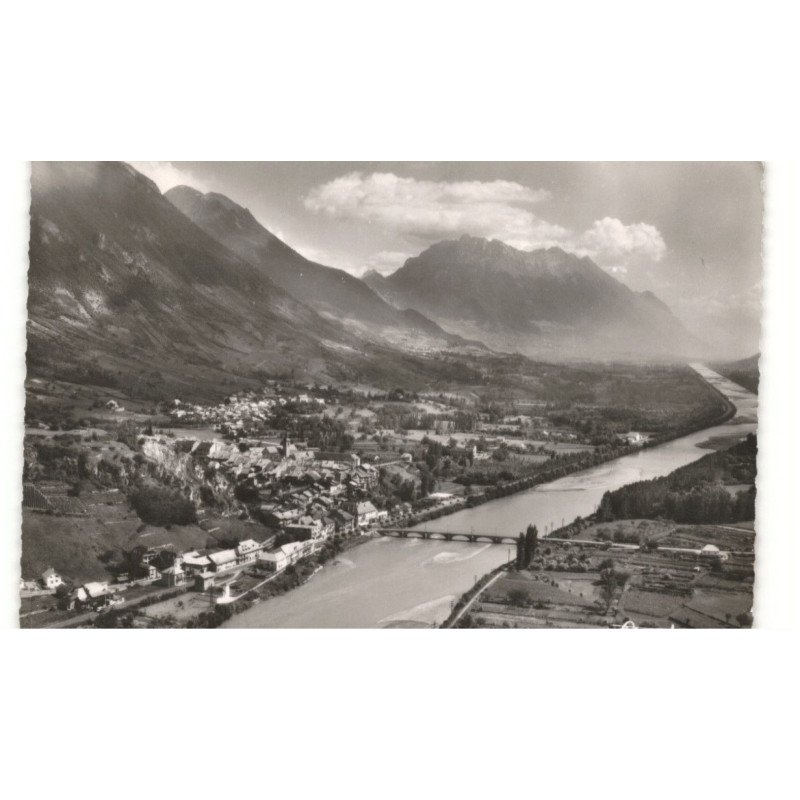 MONTMELIAN: la vallée de l'isère vue aérienne 10X15 - très bon état