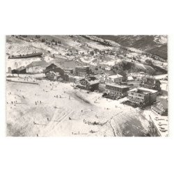 MORIOND-L'ENSOLEILLEE: les pistes face aux hôtels vue aérienne 10X15 - très bon état