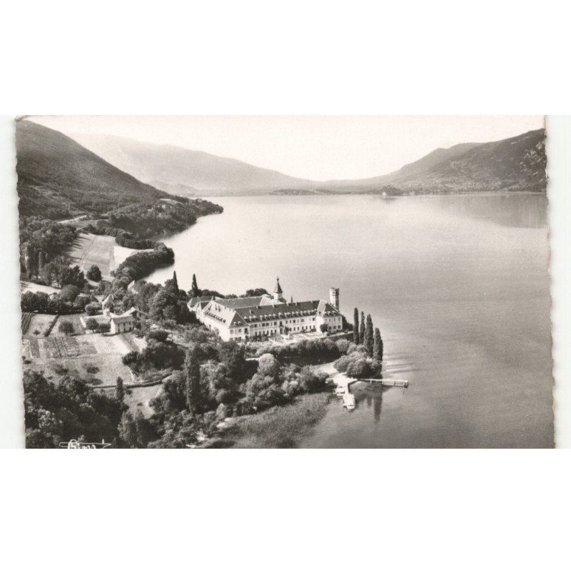 HAUTECOMBE: abbaye et le lac du bourget vue aérienne 10X15 - très bon état