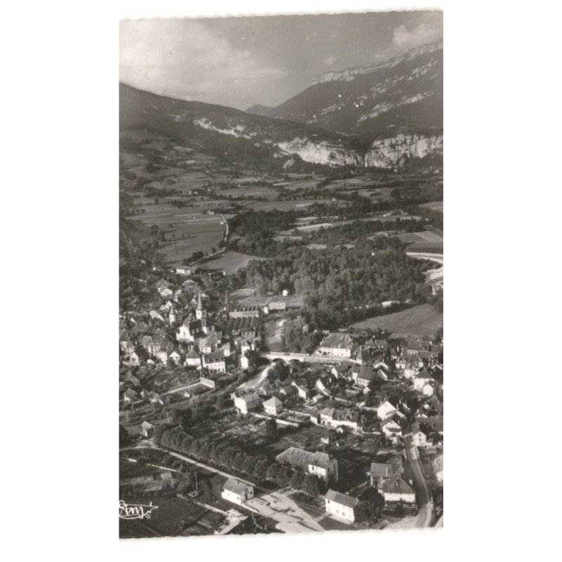 LES ECHELLES: vue aérienne 10X15 - très bon état