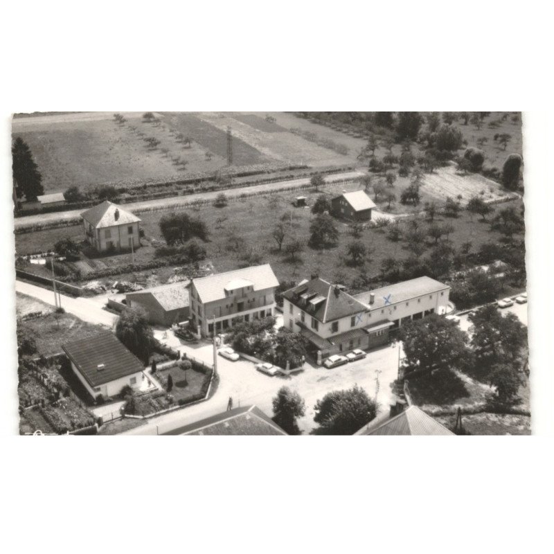GILLY-sur-ISERE: hôtel "les tamaris" vue aérienne 10X15 - très bon état