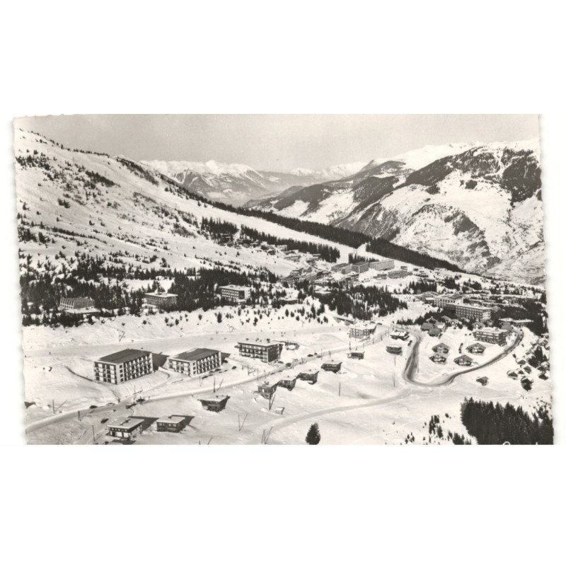 COURCHEVEL: station de sports d'hiver, le jardin alpin et ses chalets vue aérienne 10X15 - très bon état