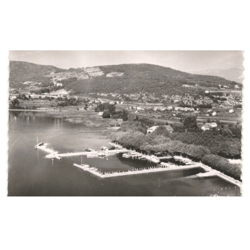 AIX-les-BAINS: le grand port et la colline de corsuet vue aérienne 10X15 - très bon état