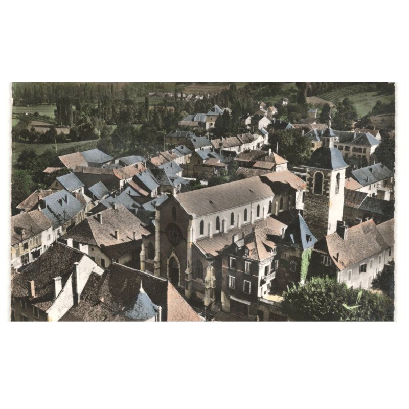 SAINT-GENIX-sur-GUIERS: l'église vue aérienne 10X15 - très bon état