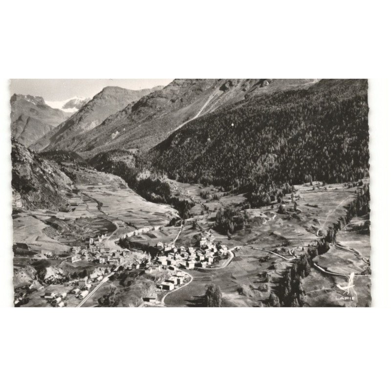 LANSLEVILLARD: le station en été vue aérienne 10X15 - très bon état