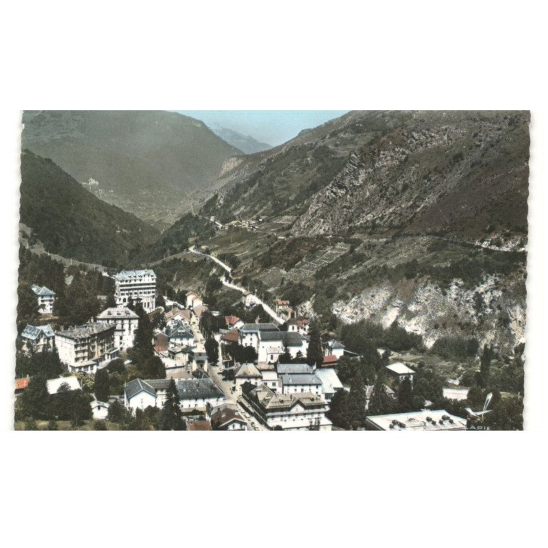 BRIDES-les-BAINS: vue d'ensemble vue aérienne 10X15 - état
