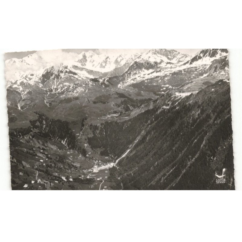 HAUTELUCE: le lac de la girotte et belleville, au fond le mont-blanc vue aérienne 10X15 - très bon état