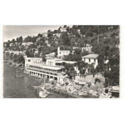 AIGUEBELLE: la calanque d'or et les roches fleuries vue aérienne 10X15 - très bon état