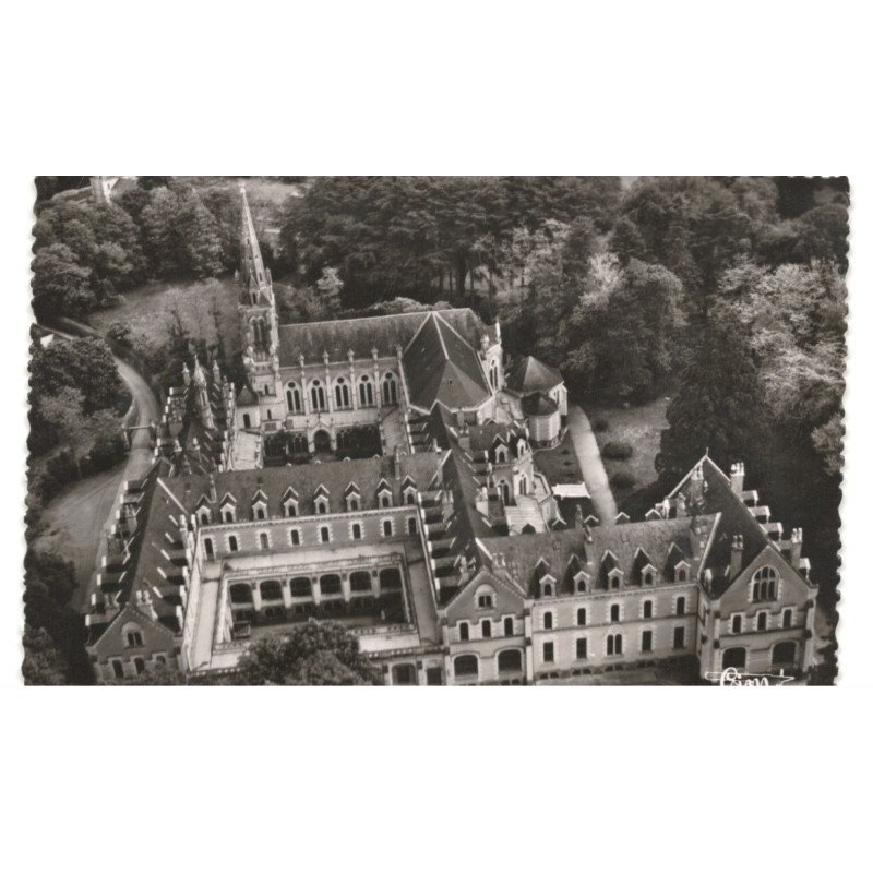 SOLESMES: l'abbaye sainte-cecile vue aérienne 10X15 - très bon état