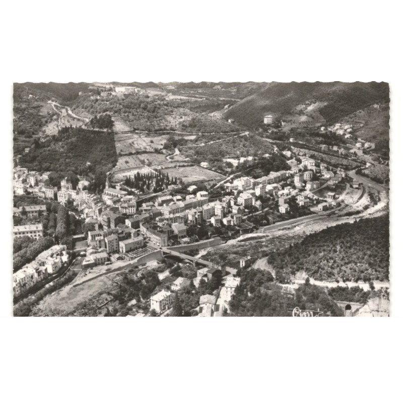 AMELIE-les-BAINS: vue panoramique, la vallée du tech(?) vue aérienne 10X15 - état (dos arraché)