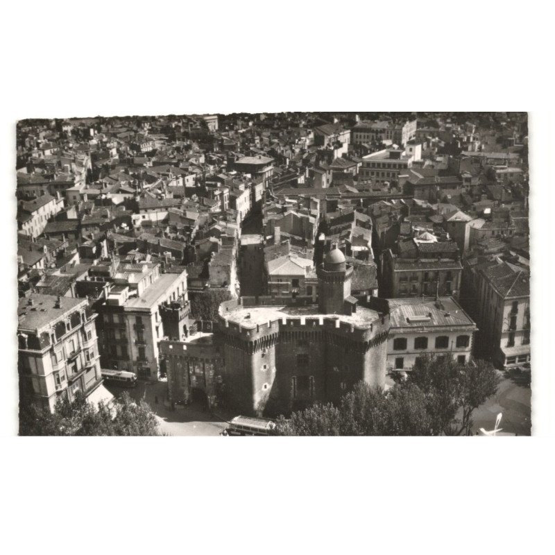 PERPIGNAN: le castillet vue aérienne 10X15 - très bon état
