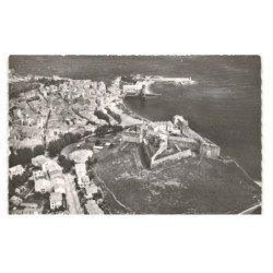 COLLIOURE: côte vermeille, les remparts et le port, la jetée vue aérienne 10X15 - très bon état
