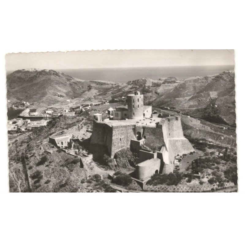 PORT-VENDRES: fort-saint-elme entre collioure et port-vendres vue aérienne 10X15 - état