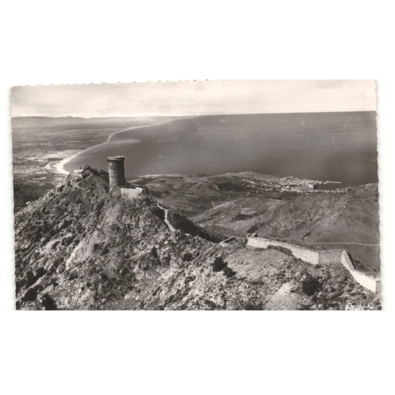COLLIOURE: la tour madeloc collioure et la plage d'argelès vue aérienne 10X15 - très bon état