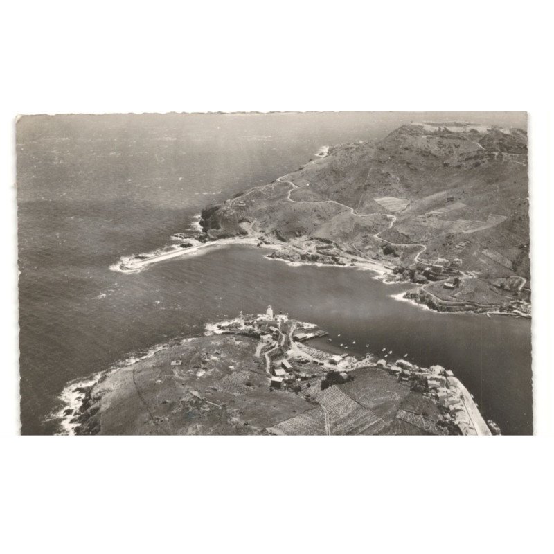 PPORT-VENDRES: côte vermeille, le sémaphore, la jetée et fort bear vue aérienne 10X15 - très bon état