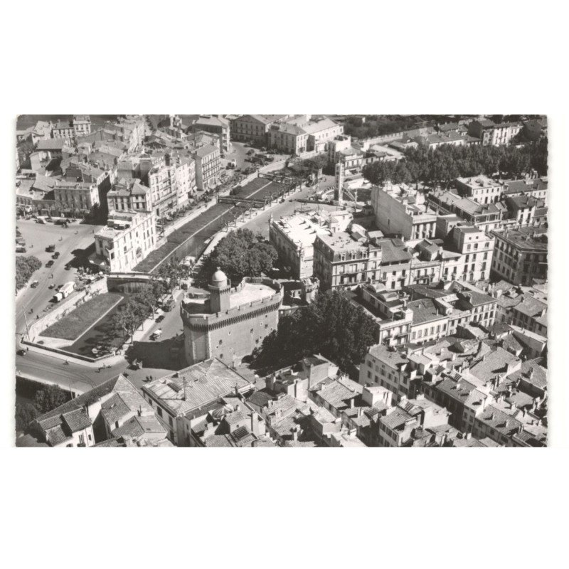 PERPIGNAN: le castillet, place de la résistance café de la paix quai batillo vue aérienne 10X15 - très bon état