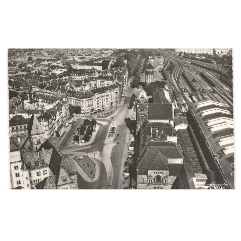 METZ: la gare centrale vue aérienne 10x15 - très bon état