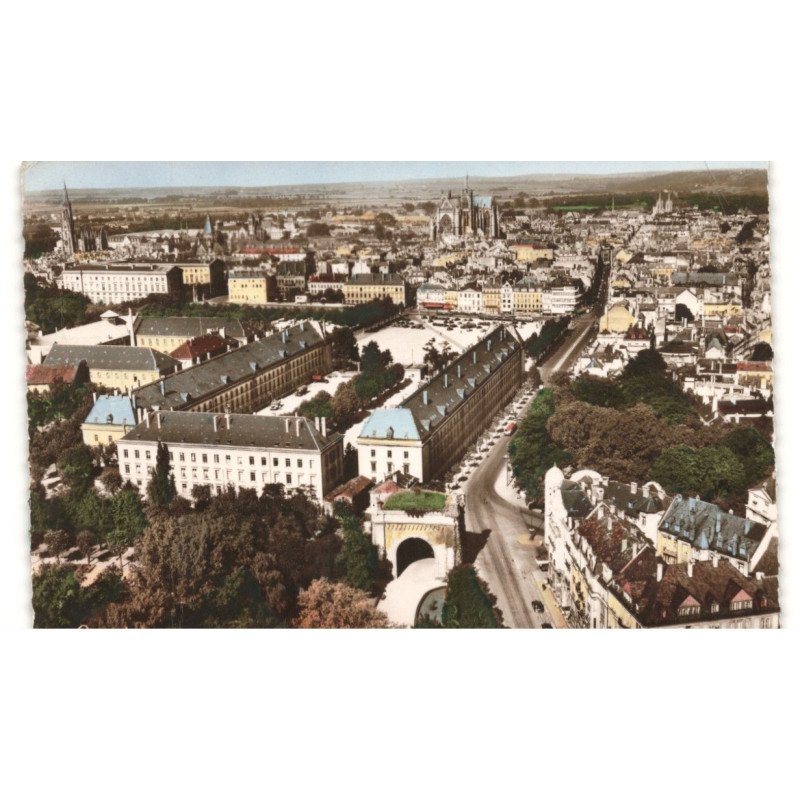 METZ: la porte serpenoise vue aérienne 10x15 - très bon état