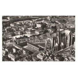 METZ: la cathédrale et place du marché vue aérienne 10x15 - très bon état
